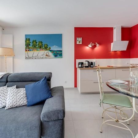 Emergence - Apartment 1 Bedroom 2-4 Pers Garage And Terrace Анси Екстериор снимка
