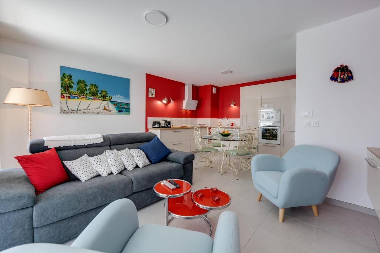 Emergence - Apartment 1 Bedroom 2-4 Pers Garage And Terrace Анси Екстериор снимка