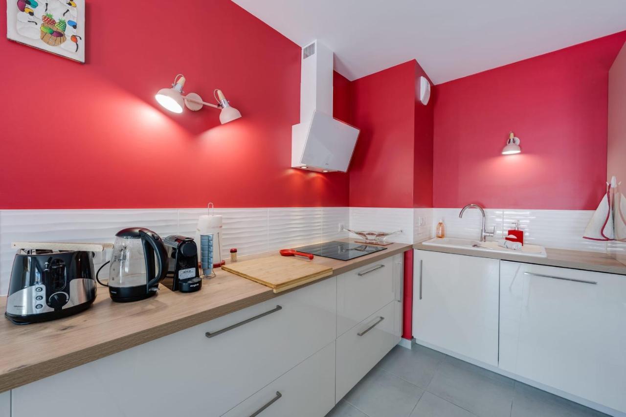 Emergence - Apartment 1 Bedroom 2-4 Pers Garage And Terrace Анси Екстериор снимка
